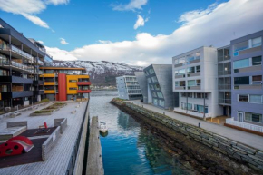 Arctic Homes - Seafront Overlook Tromsø